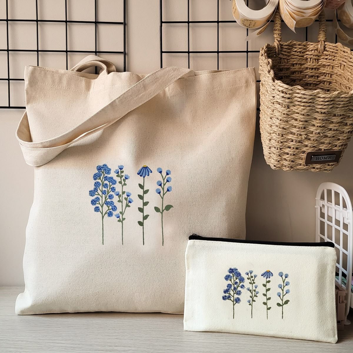 df20ec6375e451bde28e329c02685a92 Tote bag və makiyaj çantası (2-li set) S002 - Şəkil 1